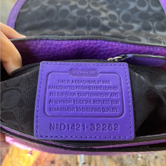 COACH Bleecker Mini Brooklyn Messenger & Matching Wristlet Set – Loganberry - Picture 10 of 13